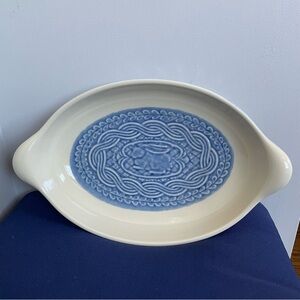 Longaberger Cornflower Blue Oval Baker – Discontinued Collectible Rabbit Dish